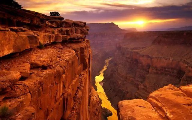 The 7 Most Stunning Roads for an Epic Road Trip