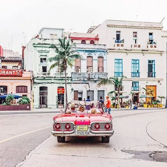 Top 10 Best Cities for Solo Travel: Safe, Exciting, and Unforgettable