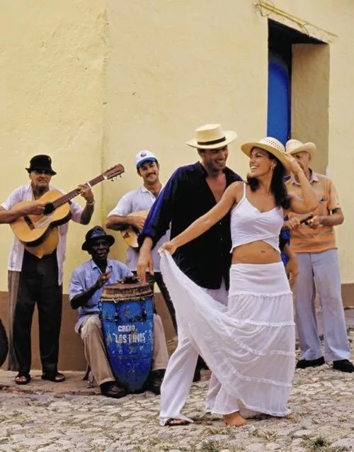 Top 10 Best Cities for Solo Travel: Safe, Exciting, and Unforgettable
