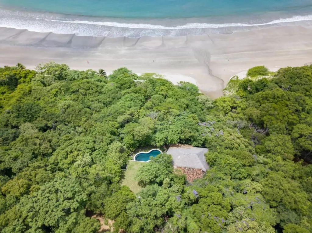 Top 10 Luxurious Wilderness Hotels for an Unforgettable Escape