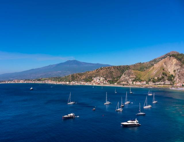 10 Movies, 10 Landscapes: Travel to Iconic Film Locations