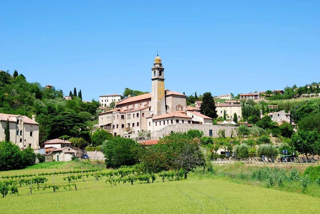 10 Hidden Gem Towns in Italy: Discovering the Undiscovered Beauty