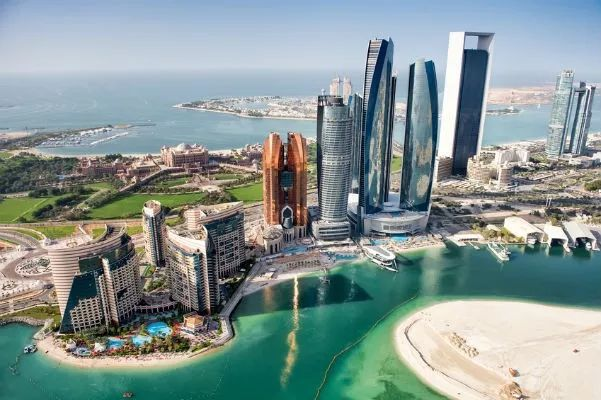 Abu Dhabi: A Captivating Blend of Desert and Sea