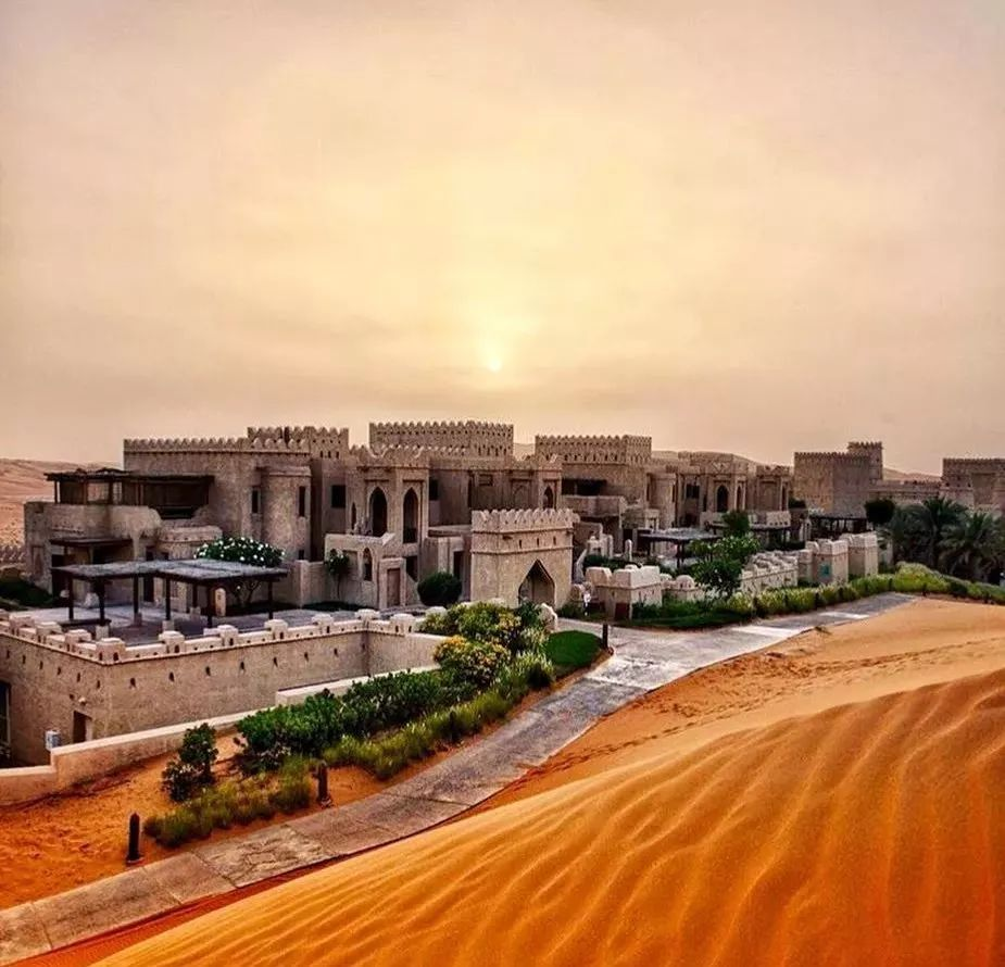 Abu Dhabi: A Captivating Blend of Desert and Sea