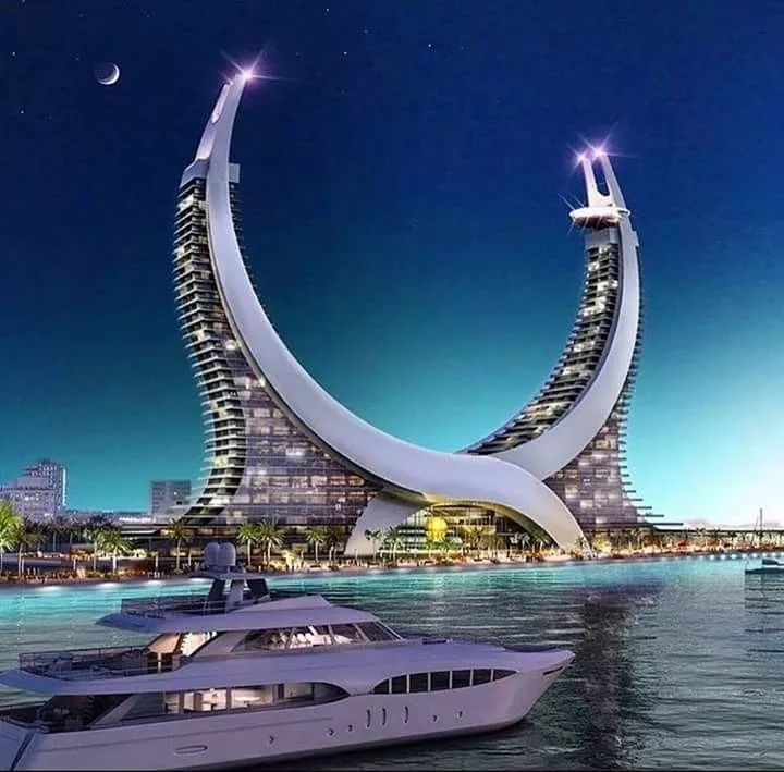 Qatar: Where Desert Meets the Sea - A Guide to the Richest Country in the World