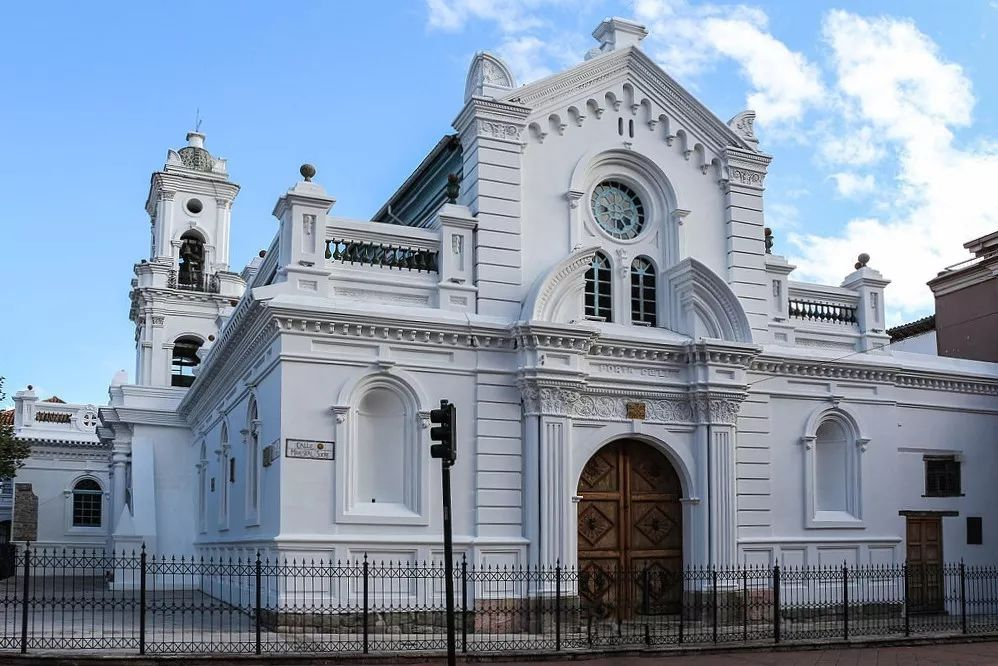 Cuenca, Ecuador: A Hidden Gem in the Andes - Top 7 Attractions