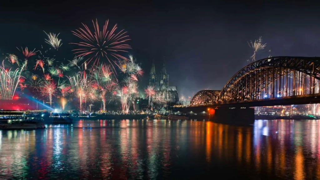 The Most Spectacular New Year's Eve Fireworks Around the Globe: A Must-See List
