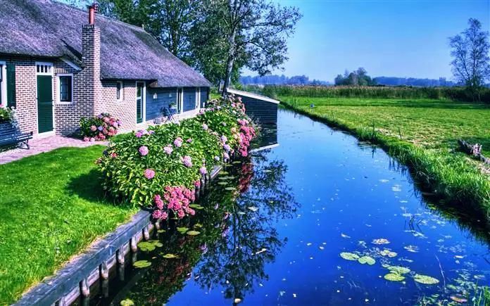 30 Most Beautiful Towns in the World You Must Visit in Your Lifetime