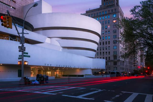 New York City: 8 Must-Visit Landmarks and 5 Essential Museums