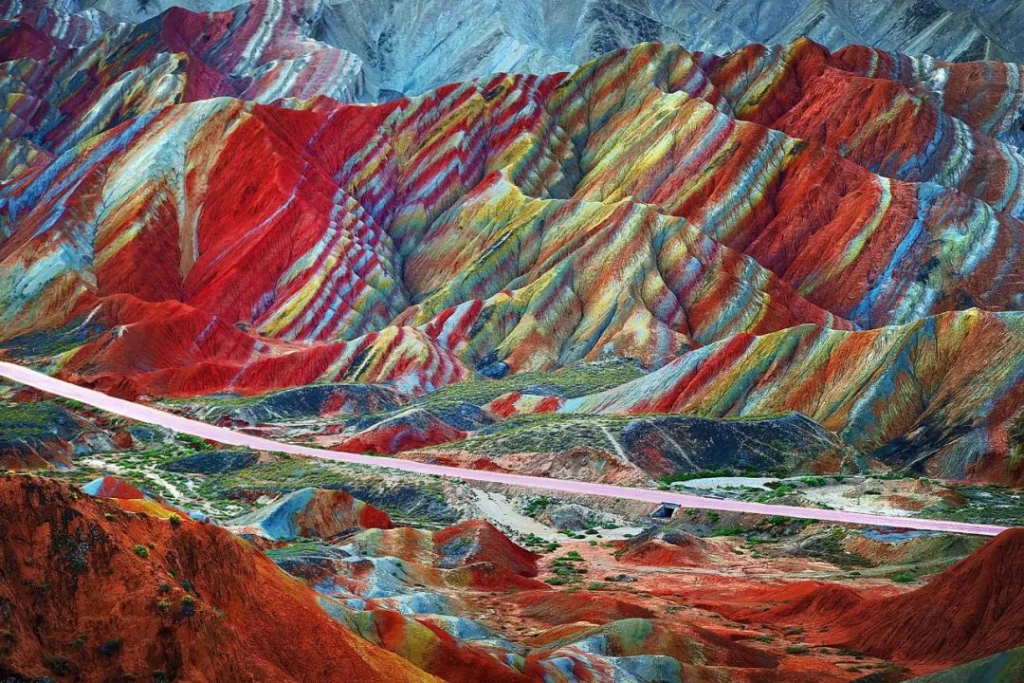 10 Most Bizarre Natural Wonders of the World: A Journey to the Surreal