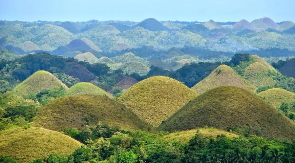 10 Most Bizarre Natural Wonders of the World: A Journey to the Surreal