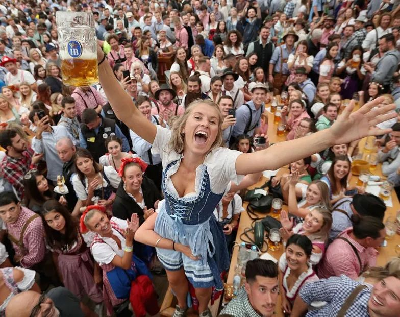 Top 10 Coolest Festivals Around the World: A Guide to Unique Celebrations