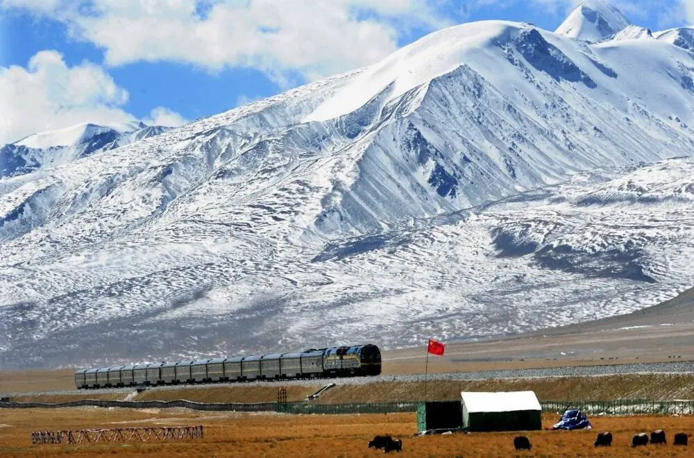 10 of the World's Most Scenic Train Journeys: Every Second a Different View