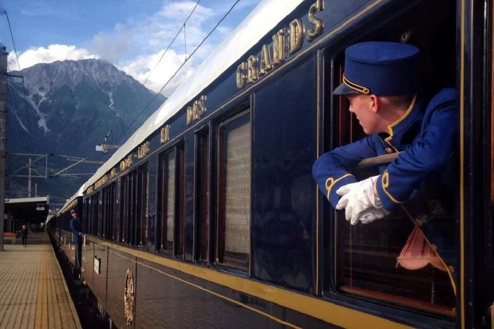 10 of the World's Most Scenic Train Journeys: Every Second a Different View