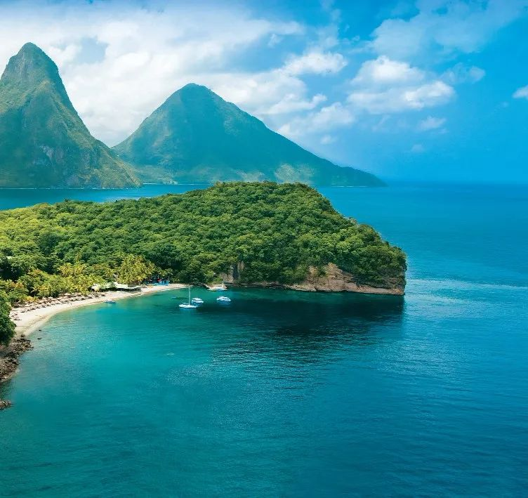 20 of the World's Most Beautiful Islands: A Must-Visit List for Every Traveler