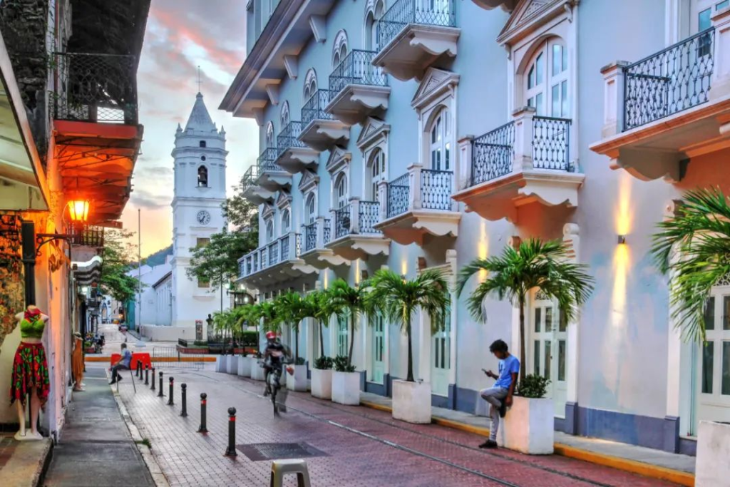 Top 10 Global Travel Destinations You Can't Miss