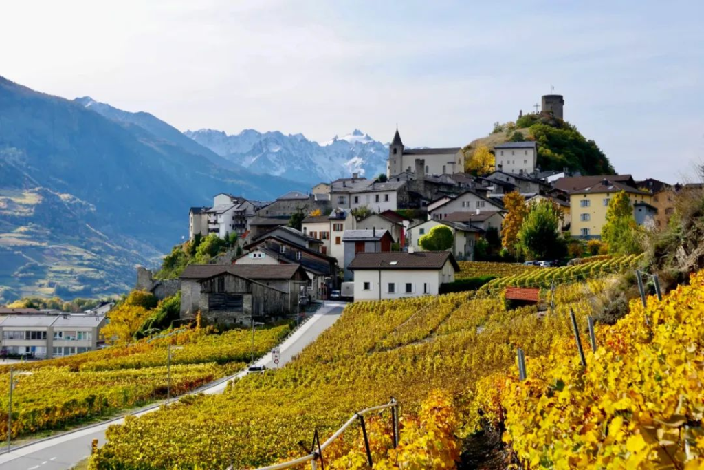 Top 10 Global Travel Destinations You Can't Miss