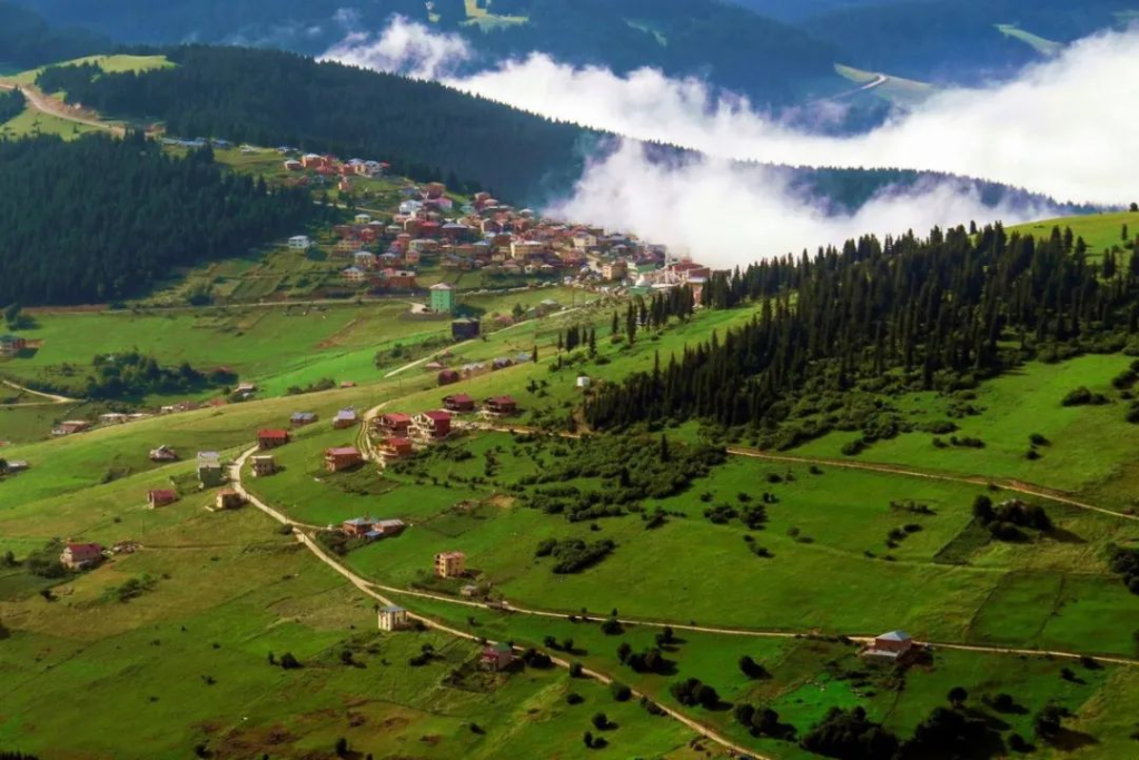 Top 10 Global Travel Destinations You Can't Miss