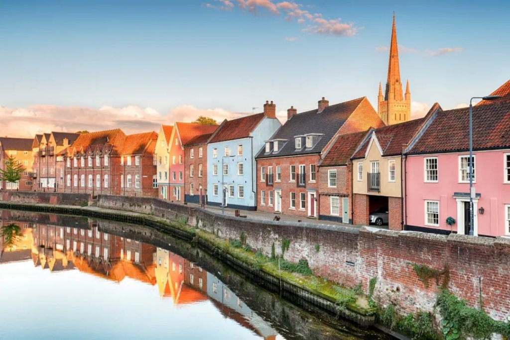 Top 10 Global Travel Destinations You Can't Miss
