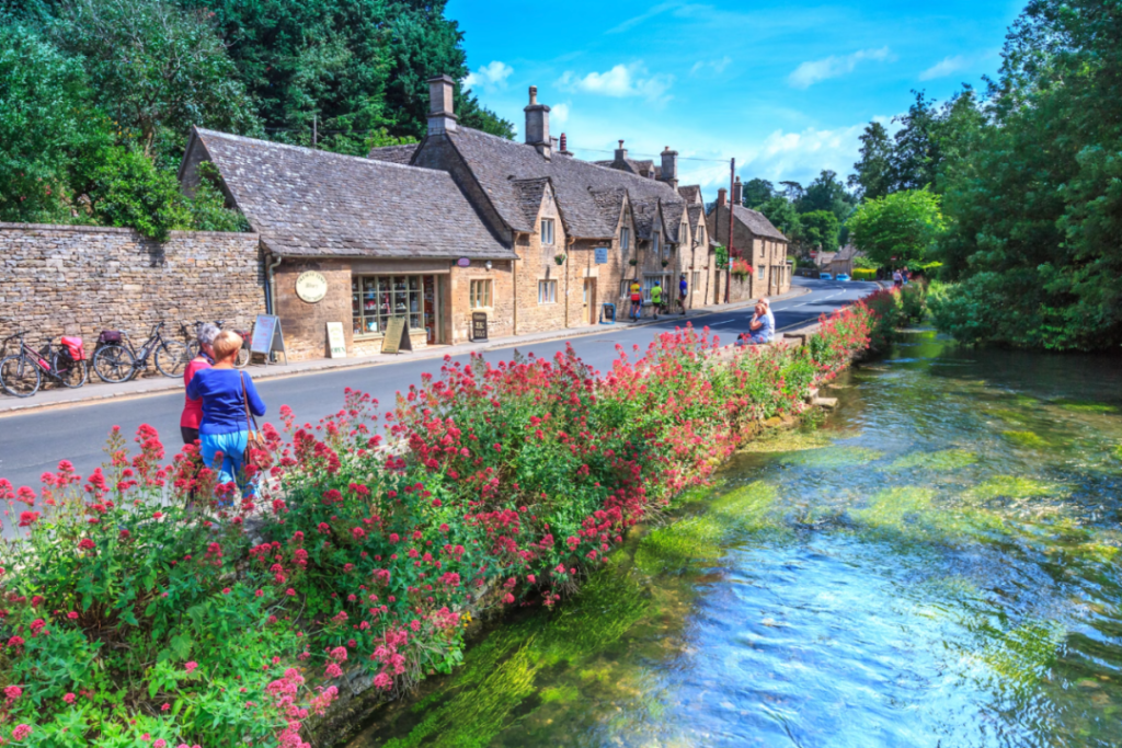 Top 10 Global Travel Destinations You Can't Miss